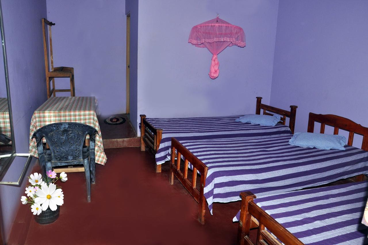 Hotel Pearl Gate Chilaw Exteriör bild